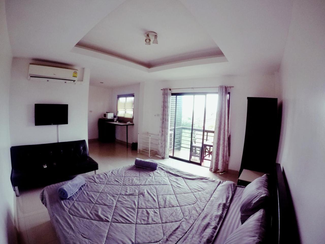 French Connection Hotel Pattaya Quarto foto